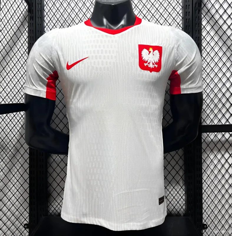 Polonia 2026 LOCAL MANGA CORTA VERSION JUGADOR